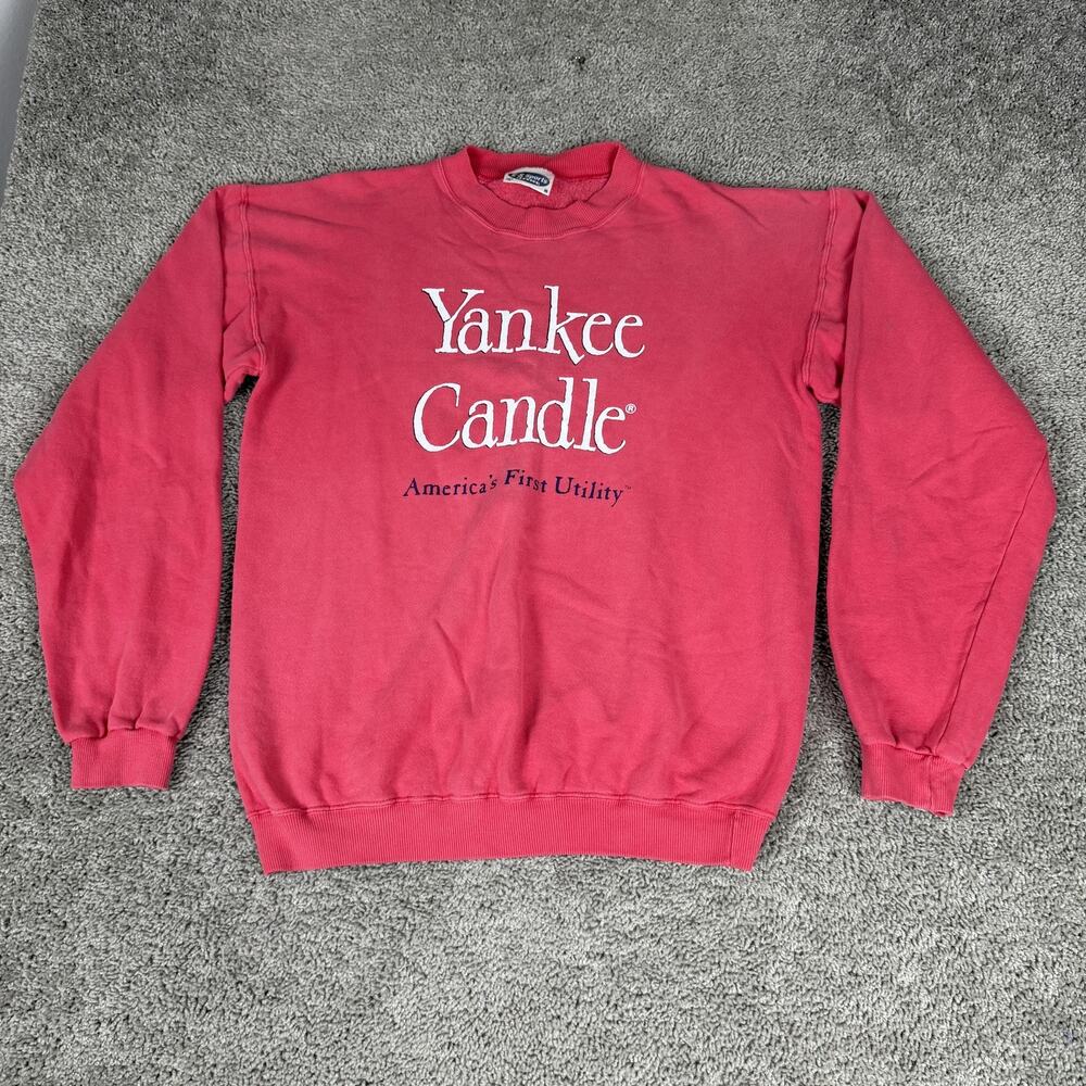 Vintage Yankee Candle Sweatshirt Mens Medium Red Crewneck Pullover Graphic 90s